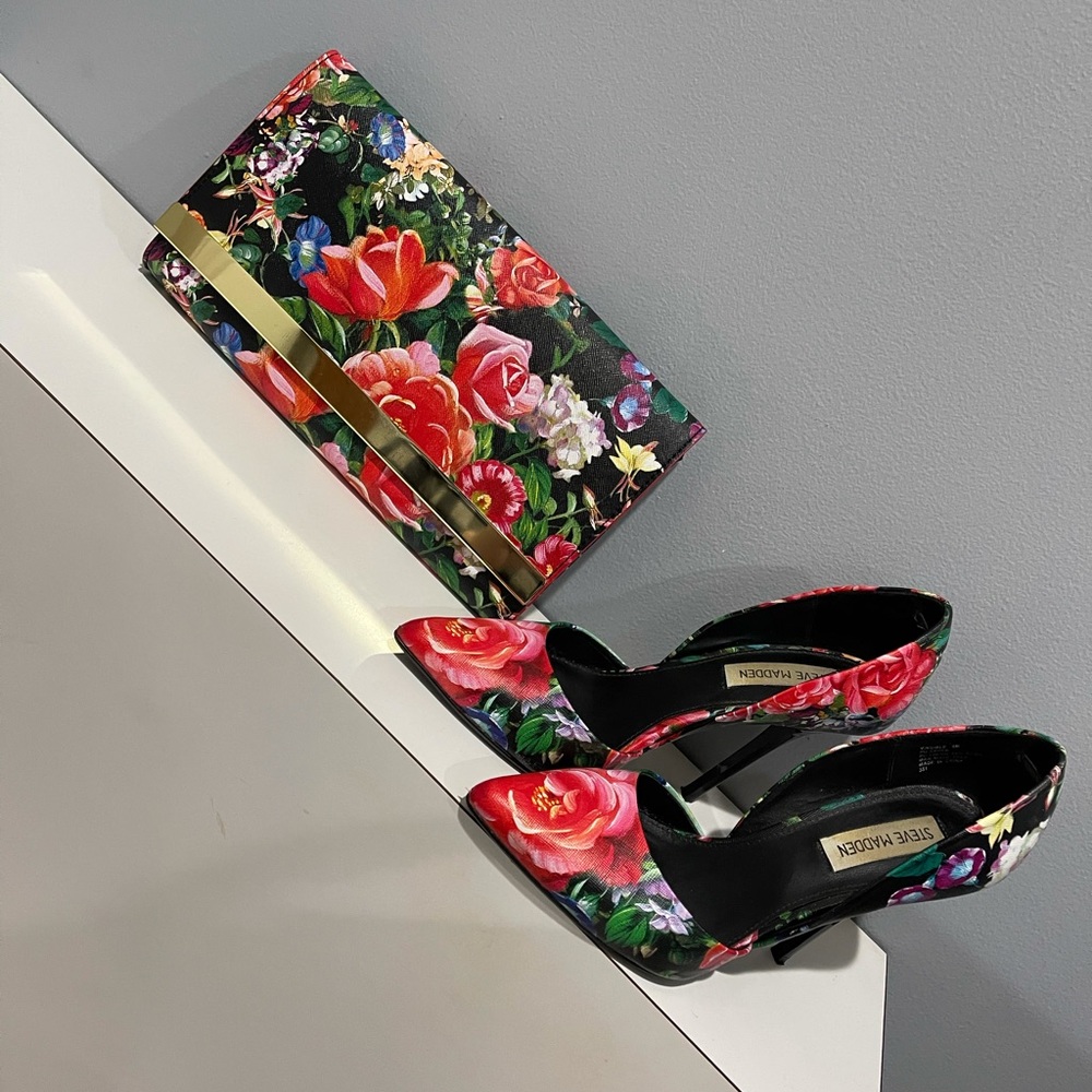 COPY - Steve Madden Pumps and Clutch. BOTH INCLUD…